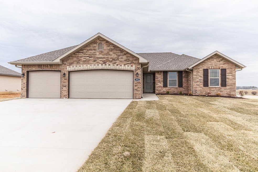 1924 N Brookhollow Dr unit Lot 71, Nixa, MO 65714 - photo 1