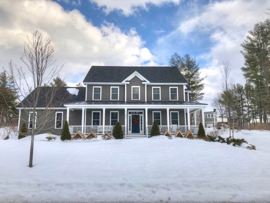 300 Sycamore St, Shelburne, VT 05482 - photo 1