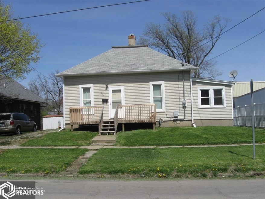 604 N 3rd Ave E, Newton, IA 50208 - photo 1