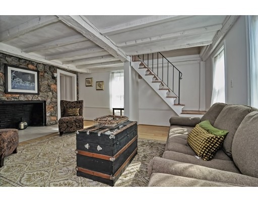 22 Meridian St, Malden, MA 02148 - photo 1