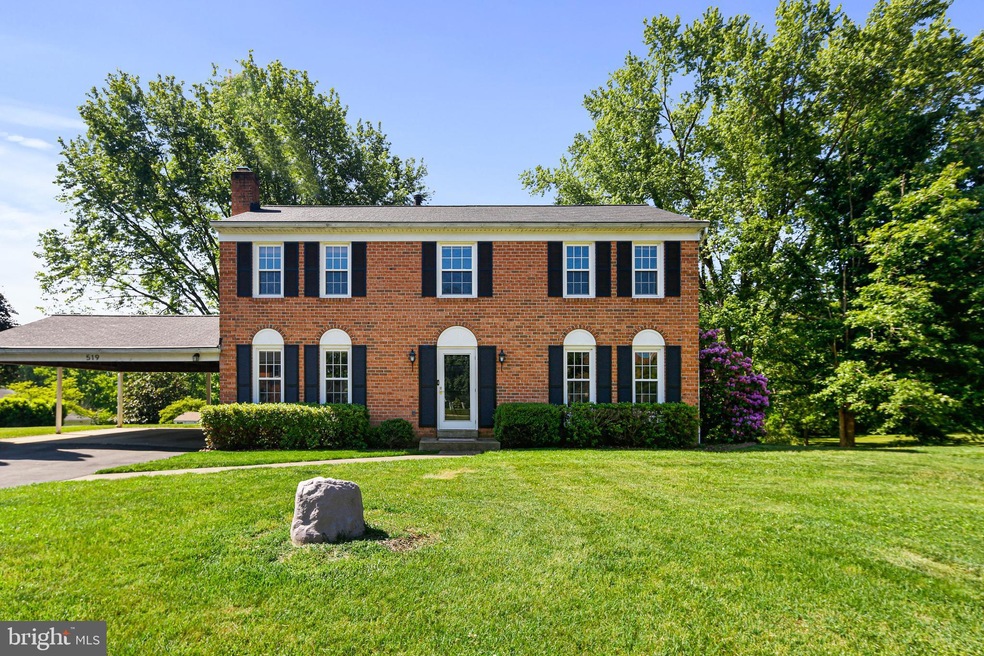 519 Tanglewood Dr, Sykesville, MD 21784 - photo 1