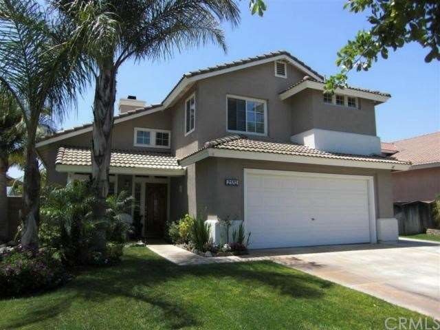 2170 Carefree Way in Corona's CC Ranch!