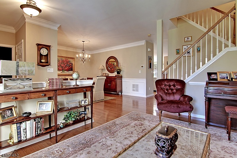 10 Hancock Ct, Basking Ridge, NJ 07920 - photo 1