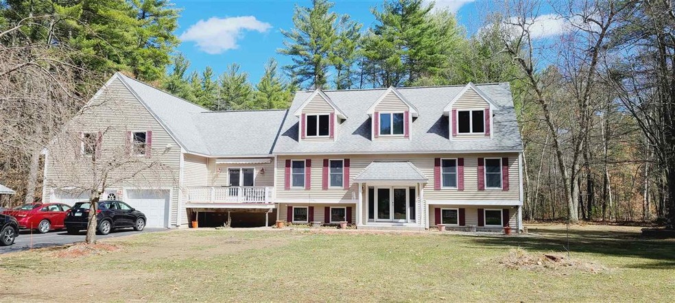 107 Farley Rd, Nashua, NH 03063 - photo 1