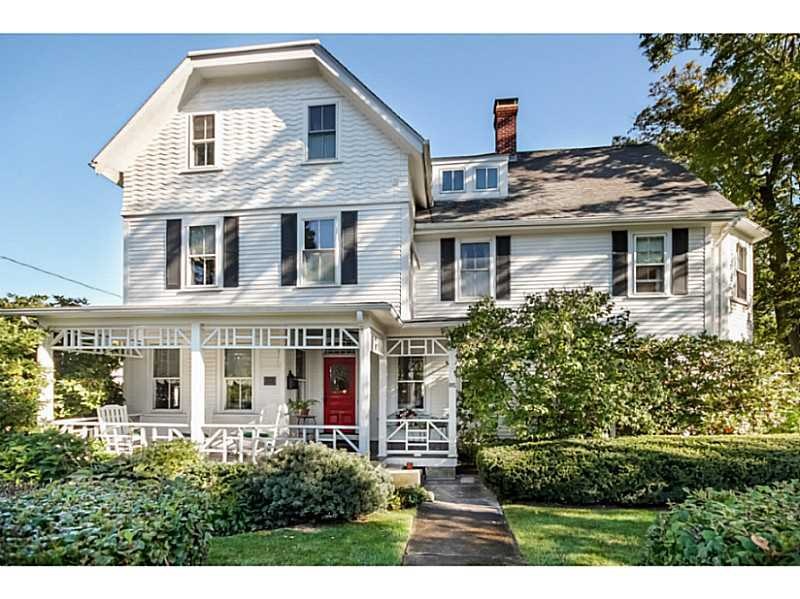 85 Central St, Narragansett, RI 02882 - photo 1