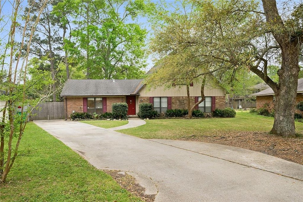 2954 Palm Circle Dr, Slidell, LA 70458 - photo 1