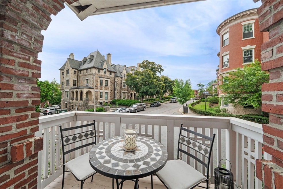 34 Garrison Rd unit 2, Brookline, MA 02445 - photo 1