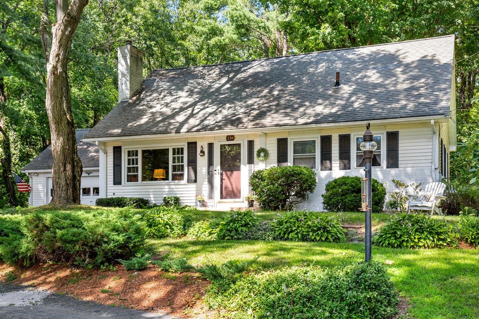 226 Old Lancaster Rd, Sudbury, MA 01776 - photo 1