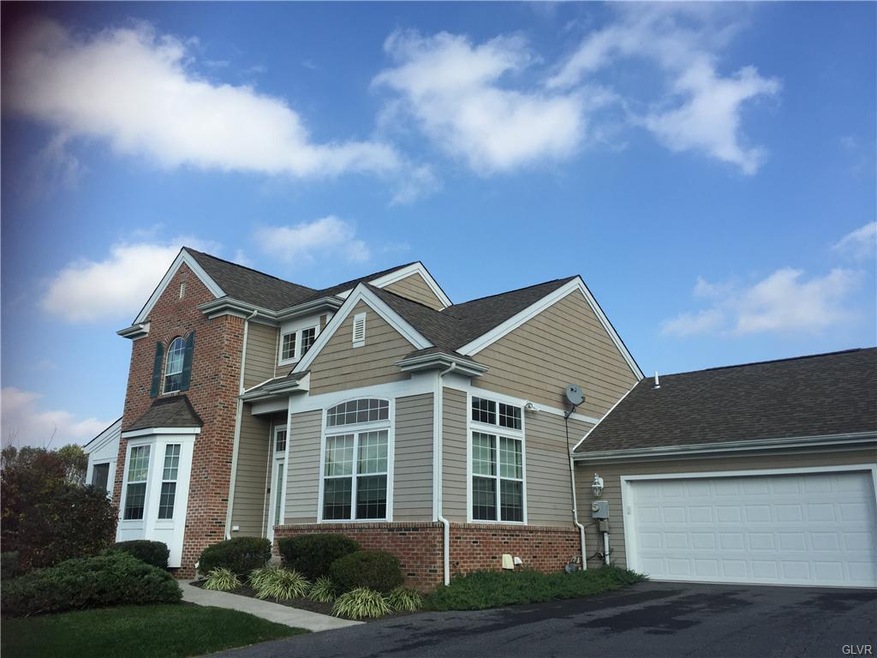 885 Sonoma Ln, Easton, PA 18040 - photo 1