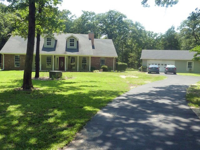 8992 County Road 41126, Athens, TX 75751 - photo 1