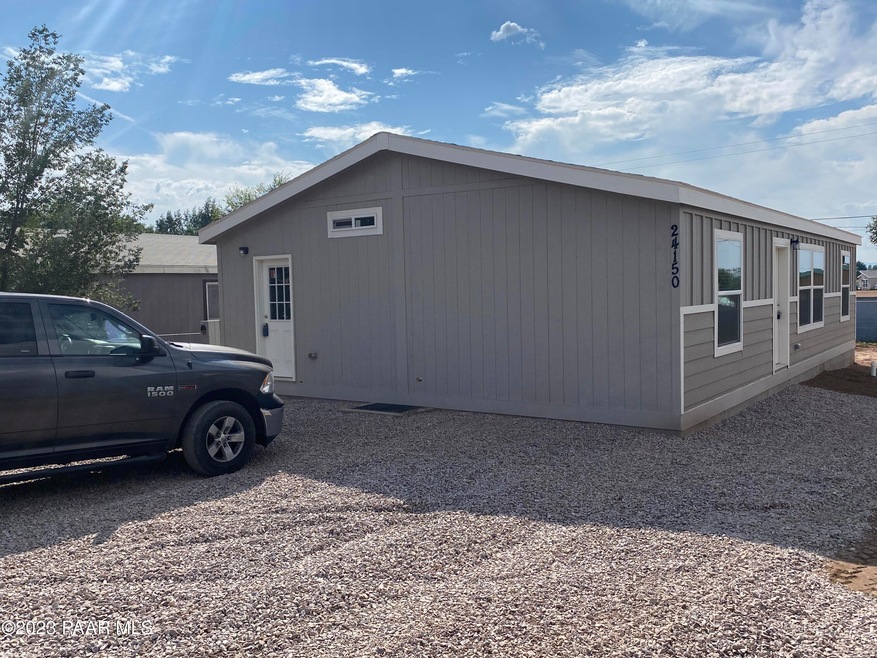 24150 N Marblehead Ave, Paulden, AZ 86334 - photo 1