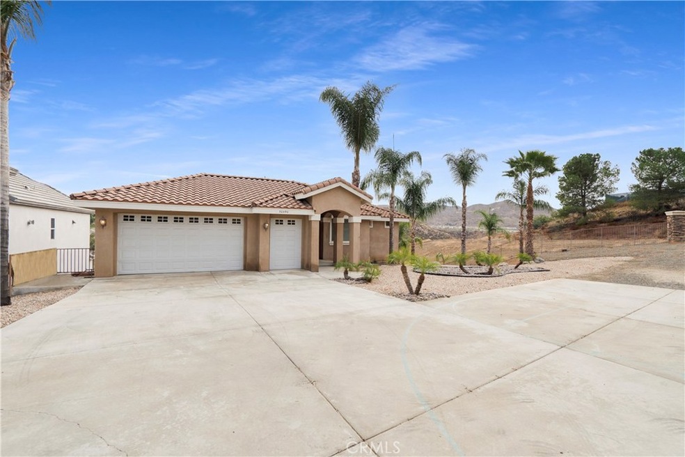 30490 Sparkle Dr, Canyon Lake, CA 92587 - photo 1