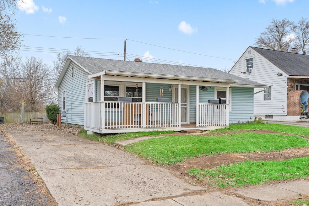 4201 Sexton Dr, Columbus, OH 43228 - photo 1