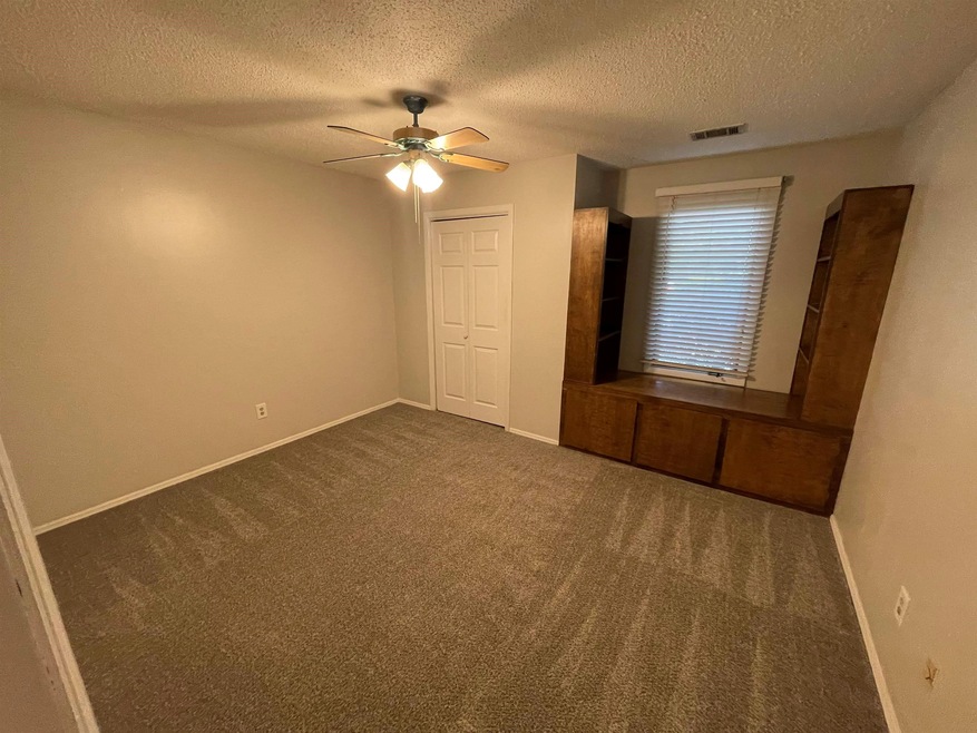 438 Westcliff Cir, Warner Robins, GA 31093 - photo 1