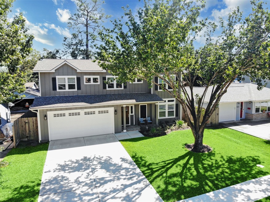 1519 Cheshire Ln, Houston, TX 77018 - photo 1