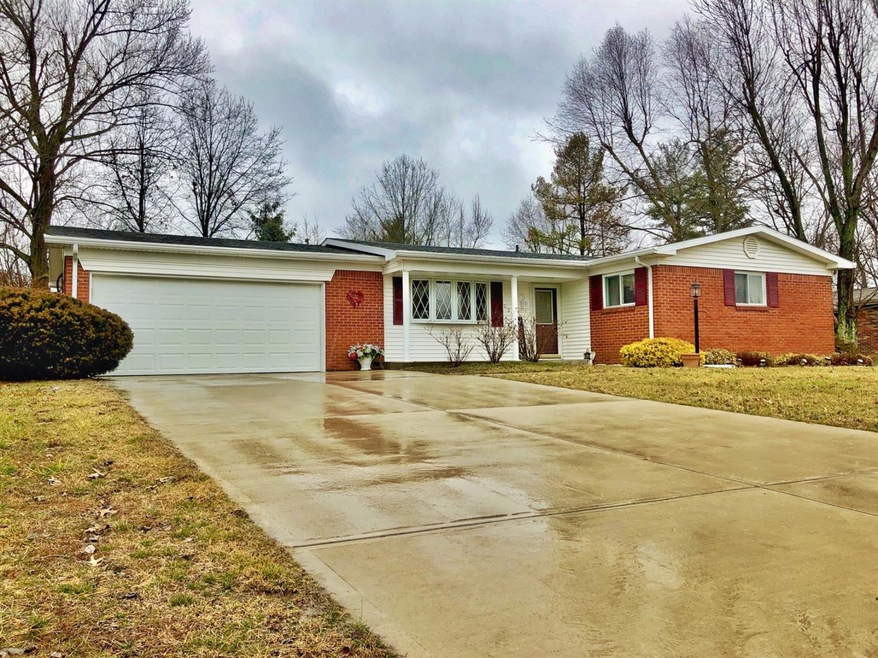 520 Clearview Ln, Versailles, IN 47042 - photo 1