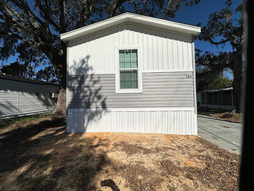 For Rent $1,100/month