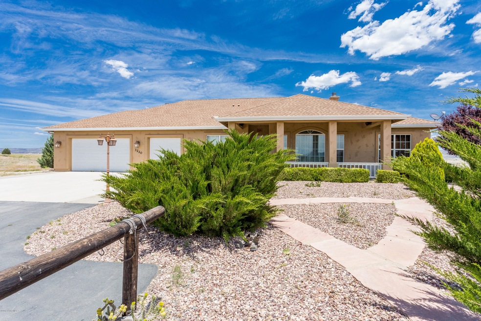 3220 W Siesta View St, Paulden, AZ 86334 - photo 1