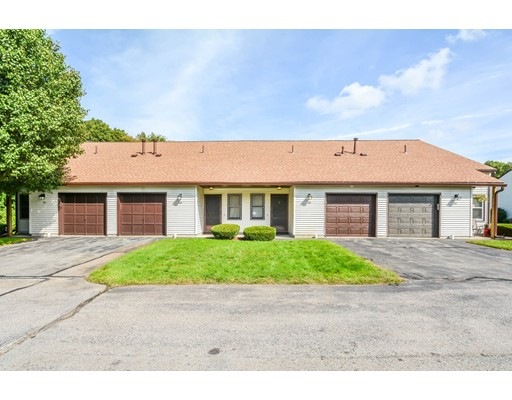 88 Decarolis Dr unit 88, Tewksbury, MA 01876 - photo 1