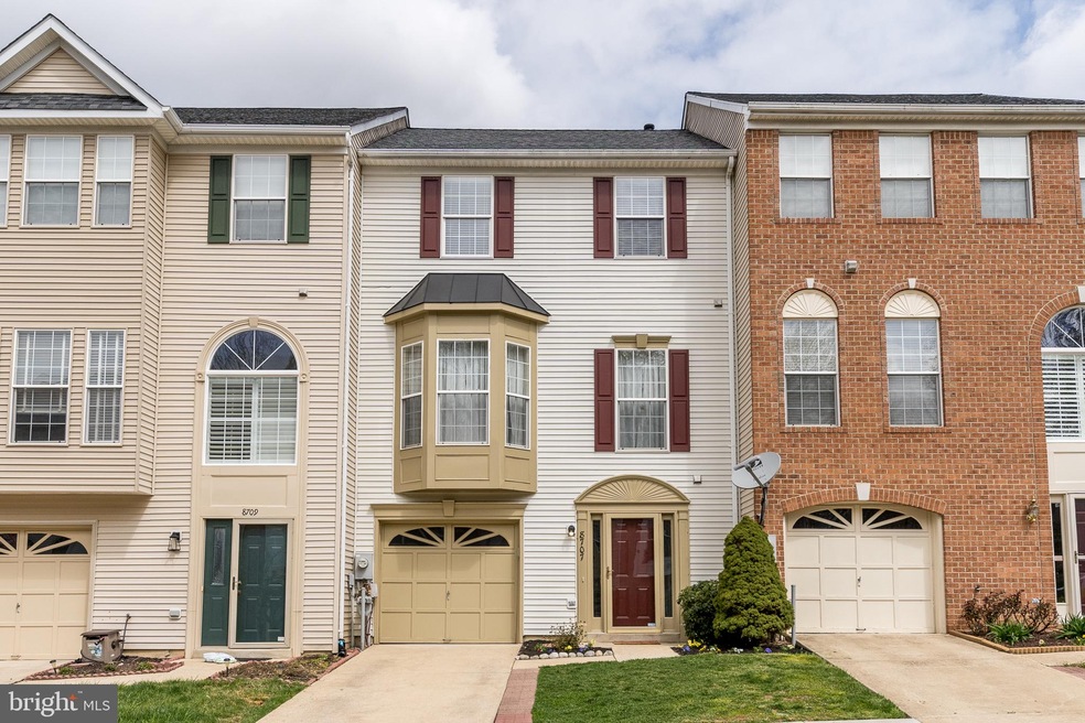 8707 Riverscape Ct, Odenton, MD 21113 - photo 1