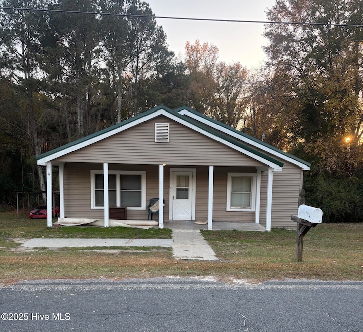 135 W Eason Dr, Rockingham, NC 28379 - photo 1