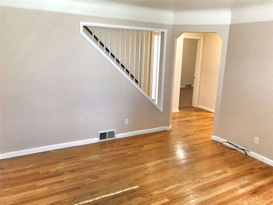 27277 Leroy St, Roseville, MI 48066 - photo 1