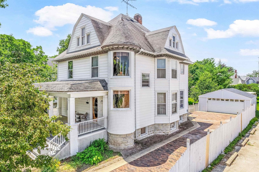 111 S Sycamore St, Genoa, IL 60135 - photo 1