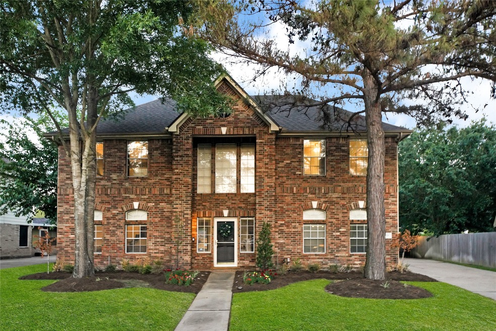 9318 Hudson Bend Cir, Houston, TX 77095 - photo 1