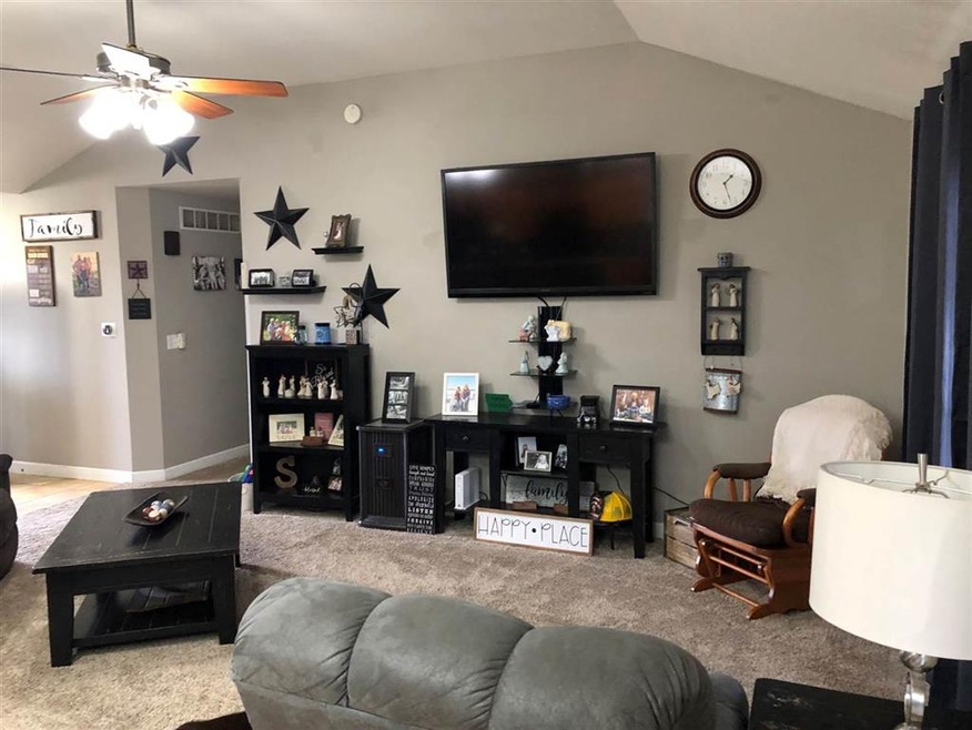 100 New Heritage Trail, Columbus Junction, IA 52738 - photo 1