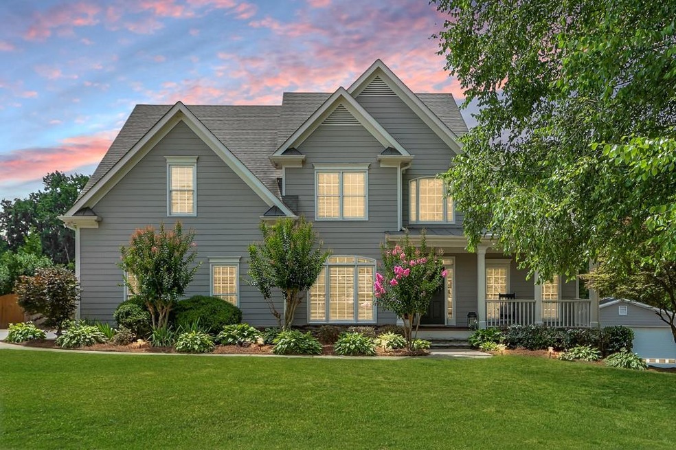 8645 Woodland View Dr, Gainesville, GA 30506 - photo 1