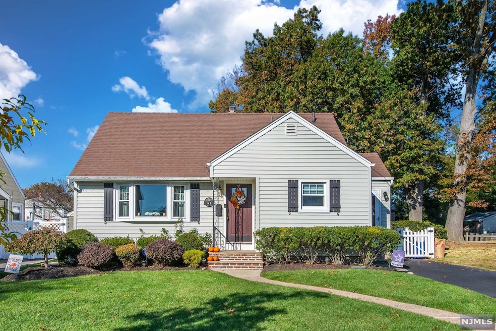 81 Dixie Ave, Hawthorne, NJ 07506 - photo 1