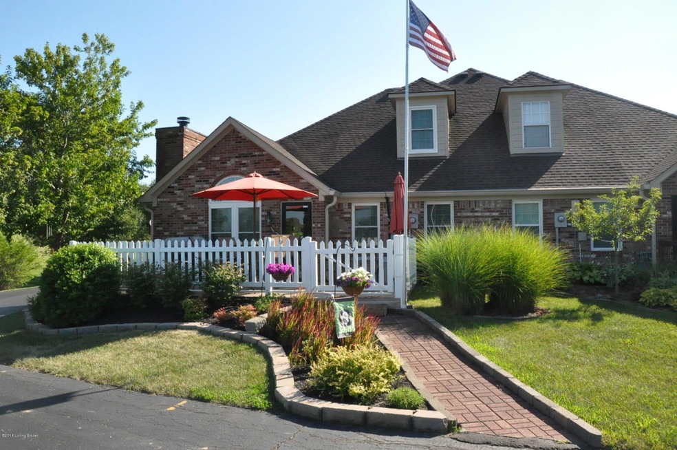 8300 Lochmoor Ct, Louisville, KY 40291 - photo 1