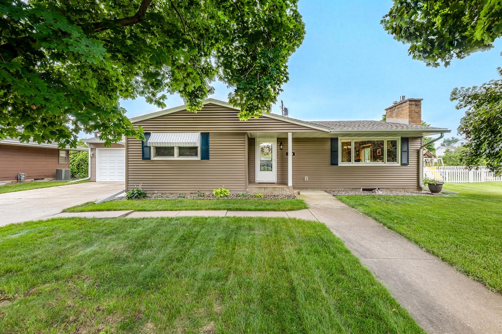 Pending $299,900