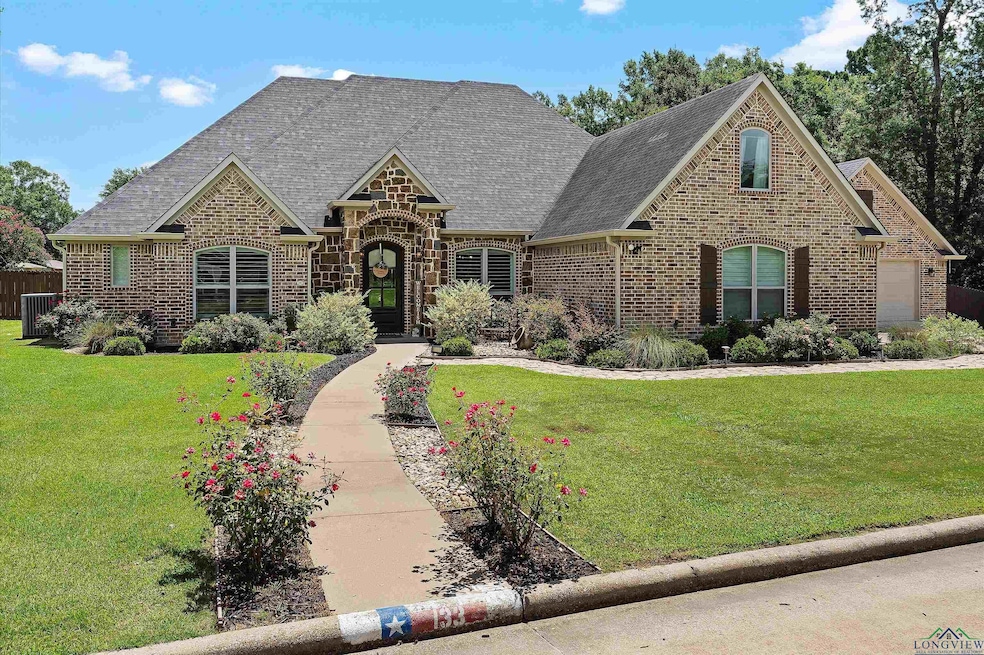 133 Stonegate Dr, Carthage, TX 75633 - photo 1