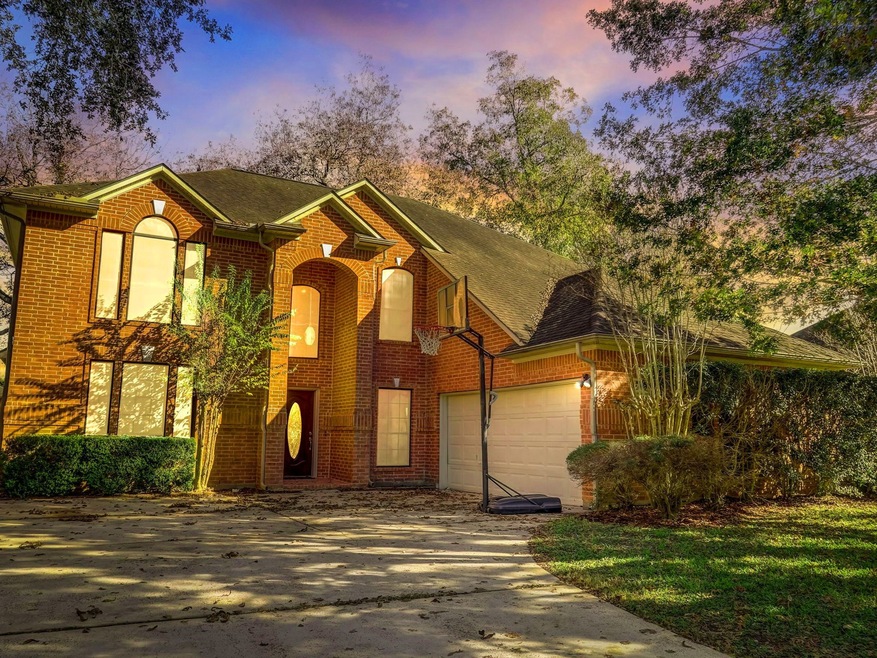 Welcome to 2403 Colony Lane!