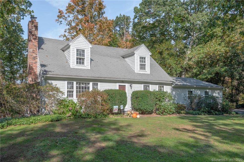 131 Pepper Tree Hill Ln, Southbury, CT 06488 - photo 1