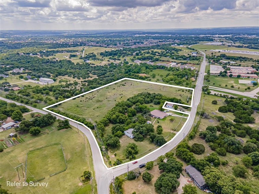 818 N Oakridge Dr, Weatherford, TX 76087 - photo 1