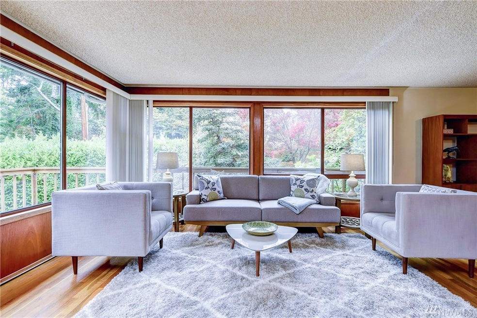 8710 Maplewood Ln, Edmonds, WA 98026 - photo 1