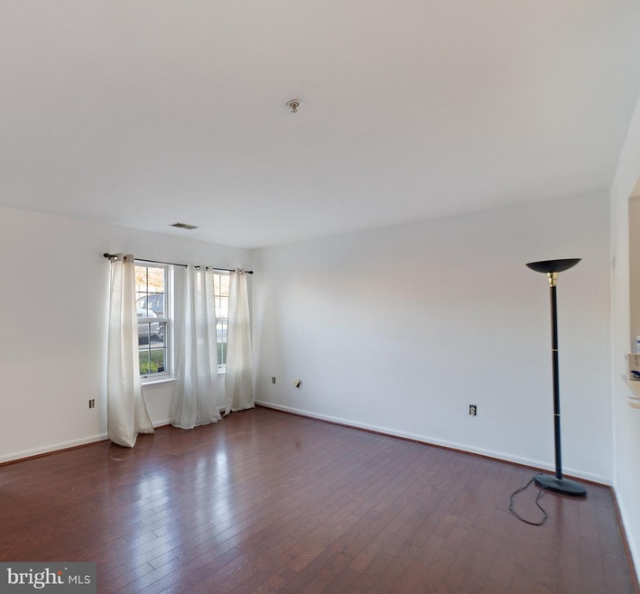 6273 Sandpiper Ct, Elkridge, MD 21075 - photo 1