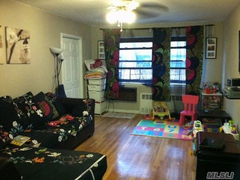 9431 60th Ave unit 4F, Elmhurst, NY 11373 - photo 1