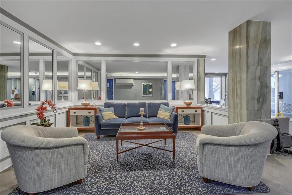 1 Washington Square unit D, Larchmont, NY 10538 - photo 1