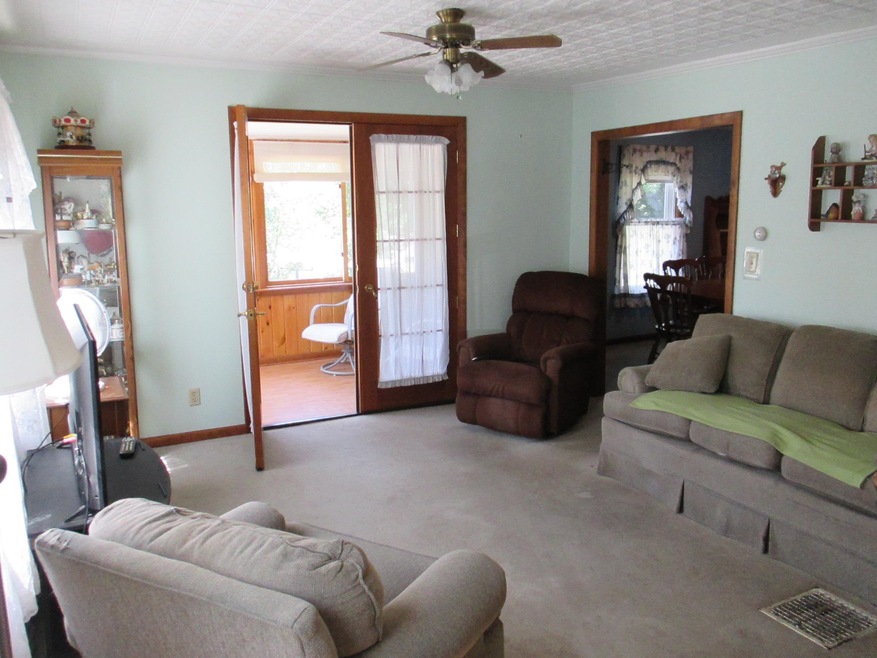 96 George St, Keene, NH 03431 - photo 1