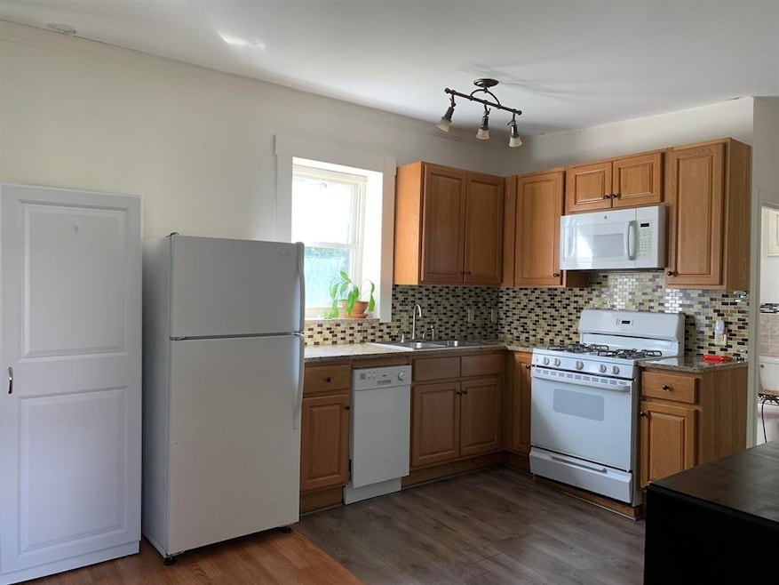 For Rent $2,100/month