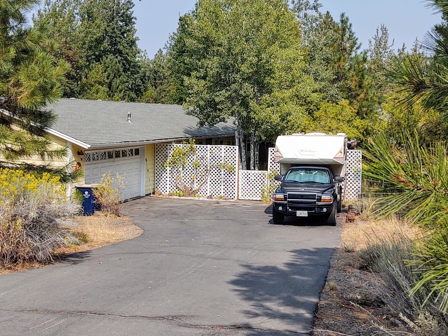 60734 Bristol Way, Bend, OR 97702 - photo 1