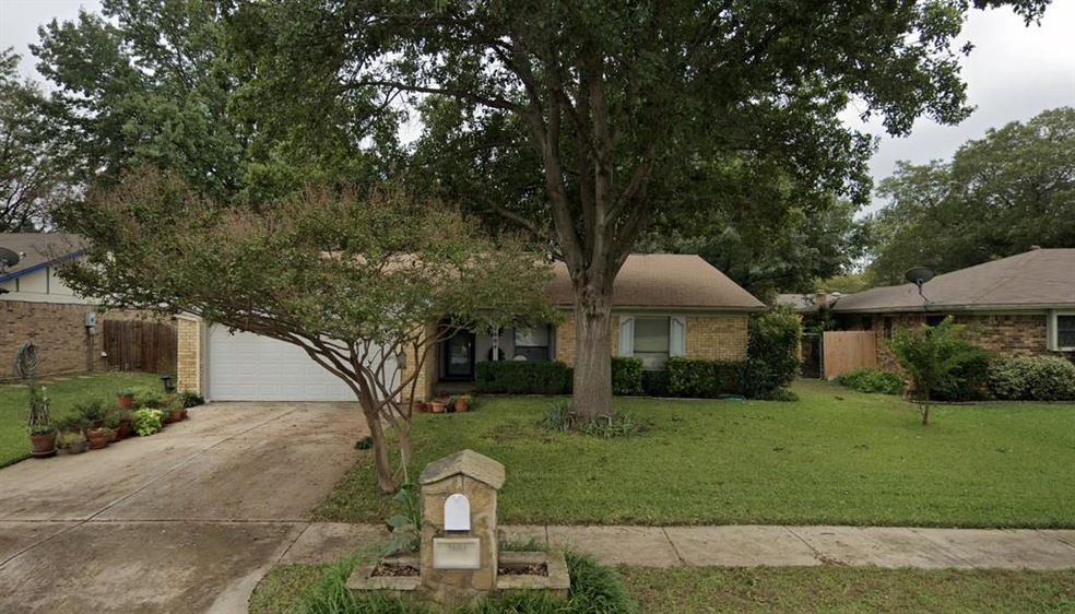 2604 Willow Bend, Bedford, TX 76021 - photo 1