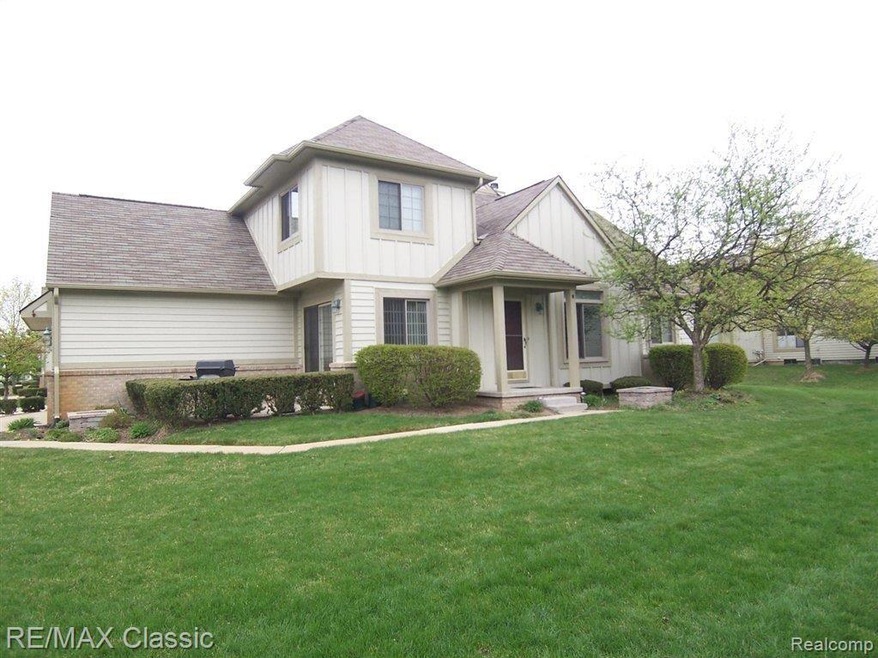 755 Elm Ct.JPG