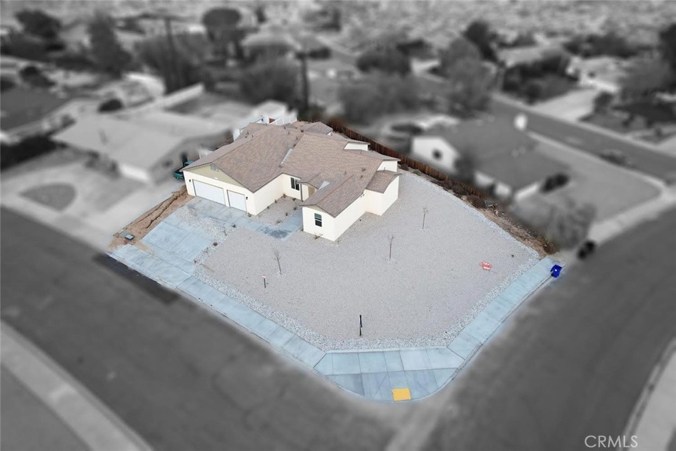 14415 Holly Dr, Victorville, CA 92395 - photo 1