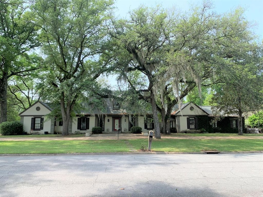 1112 Glenview Rd, Albany, GA 31707 - photo 1