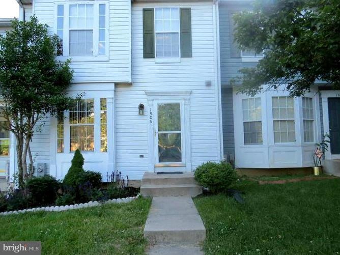 1906 Cross Trails Rd, Windsor Mill, MD 21244 - photo 1