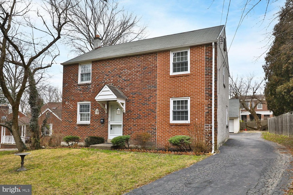 3027 Crescent Ave, Lafayette Hill, PA 19444 - photo 1